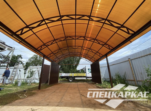 Навес из поликарбоната арочного типа для одного автомобиля №18 - фото 1144